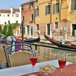 ** Affittacamere Casa Burchielle Italia
